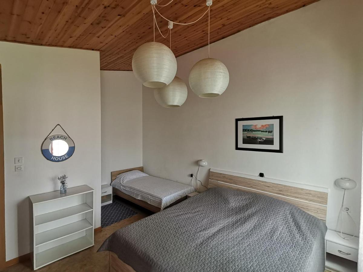 Apartment Studio Zvonka Zambratija  Bagian luar foto